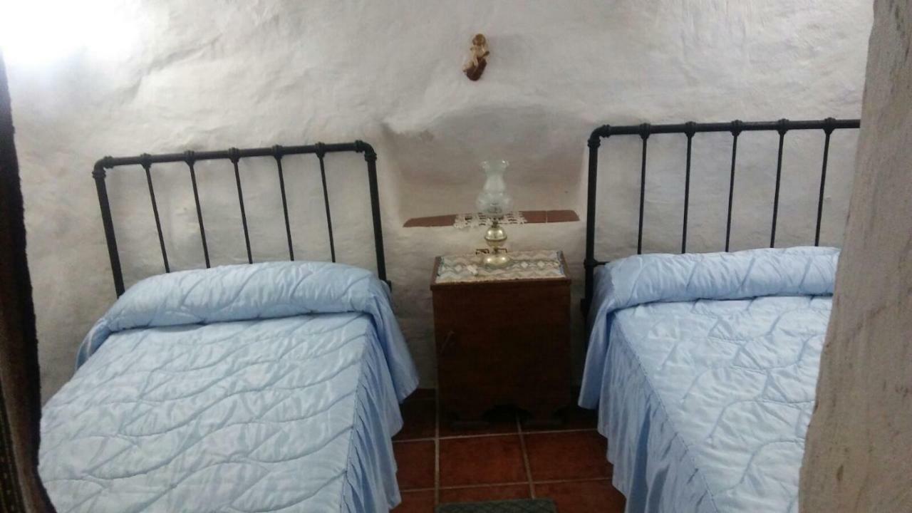 בית הארחה Pegalajar 	Cueva Rural La Noguera מראה חיצוני תמונה